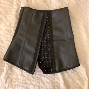 XXS waist trainer